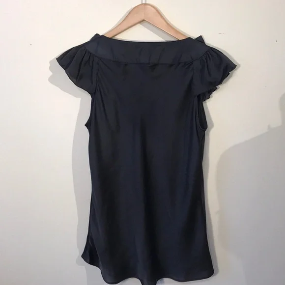 🇨🇦 Spense Sleeveless Ruffle blouse - Picture 5 of 5